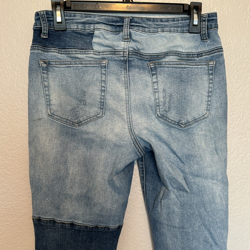 Venus | Patch Skinny Jeans - Picture 6 of 7